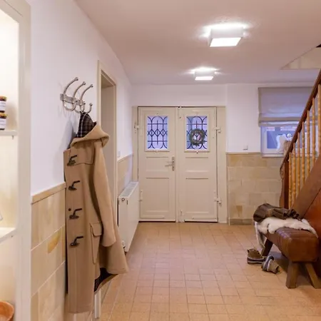 Honey Bee Billingsbach