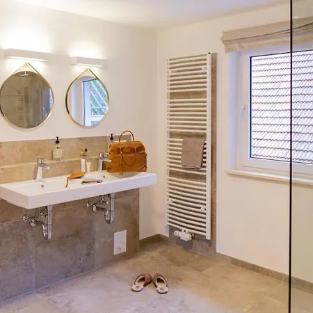 Honey Bee Feriehus Billingsbach