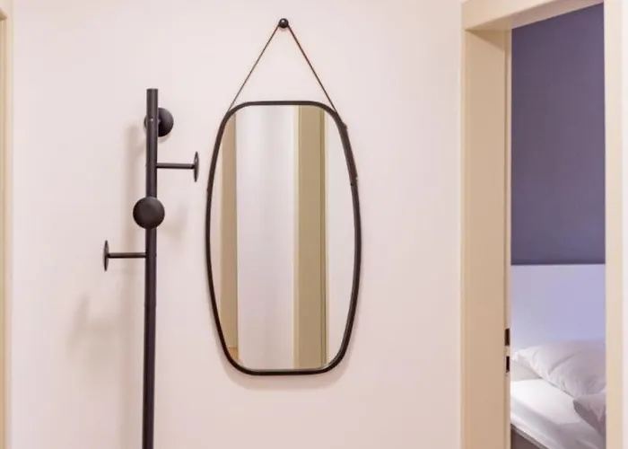 Honey Bee Billingsbach